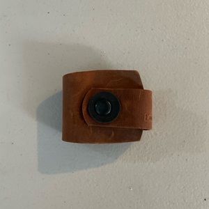 Leather snap bracelet